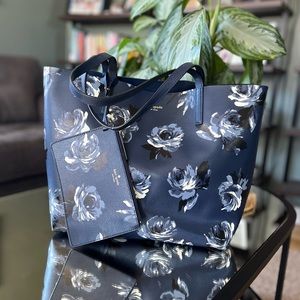 Kate Spade Mya Arch Place - Navy Floral - Reversible Navy Totebag & zip clutch